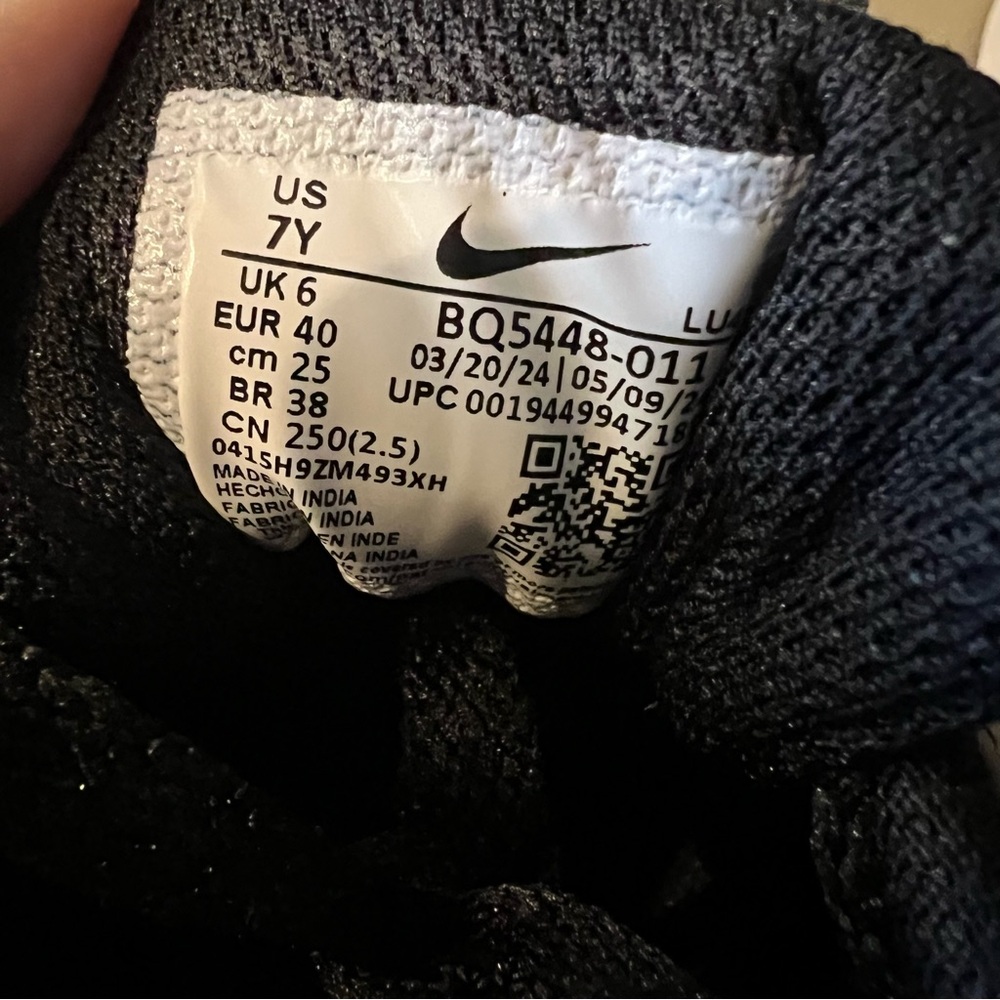 Nike Court Borough Low 2 (GS) Black and Gold Accent Sneakers - Picture 10 of 11